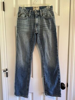 EUC Ariat M4 Baltimore Jeans 28X32